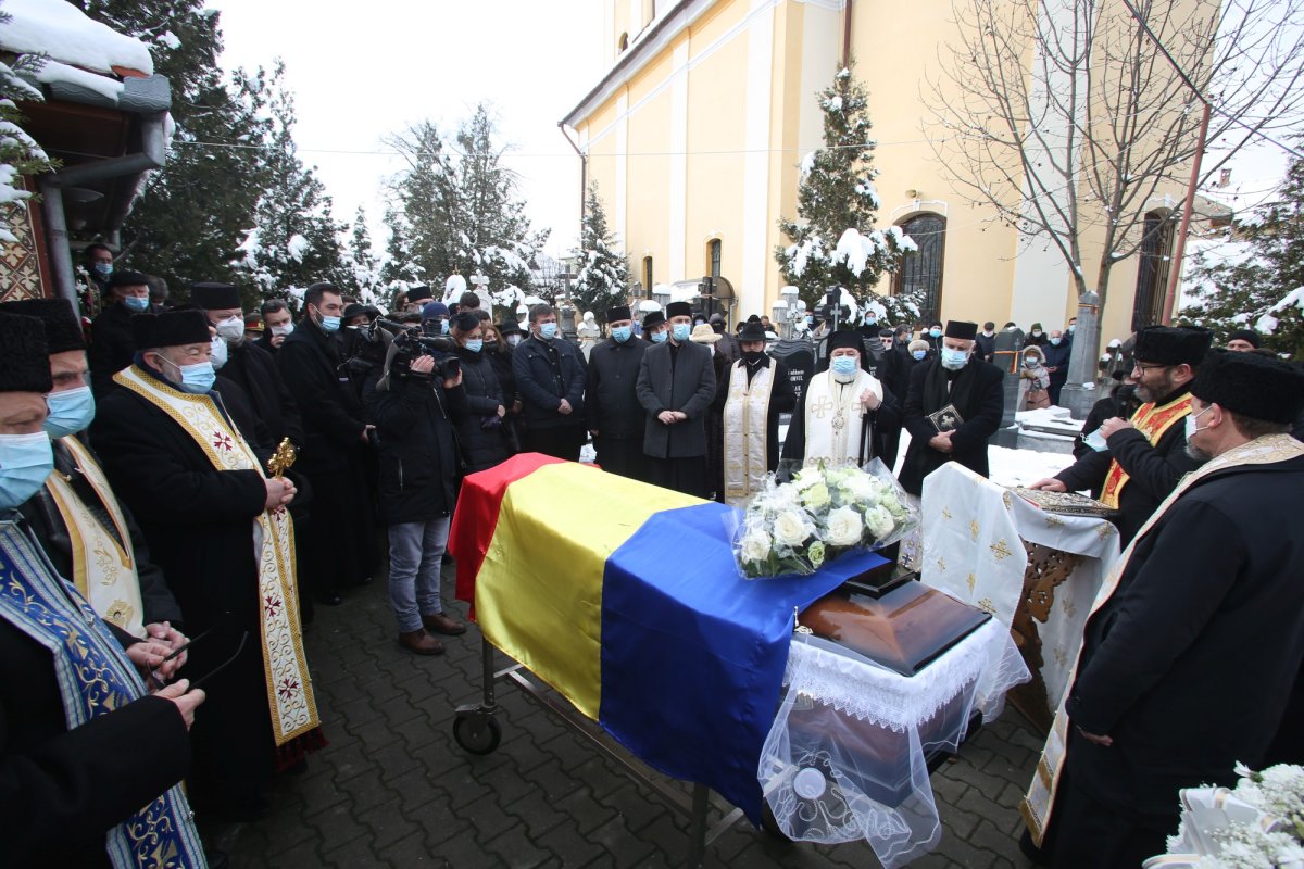 Părintele academician Mircea Păcurariu a fost condus pe drumul veșniciei 161891