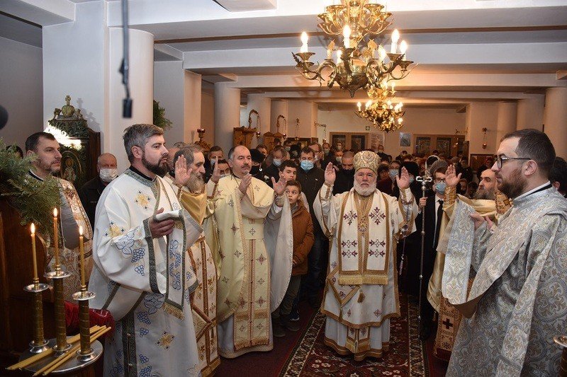 Popasuri de rugăciune și binecuvântare în Duminica vindecării celor 10 leproşi  162039