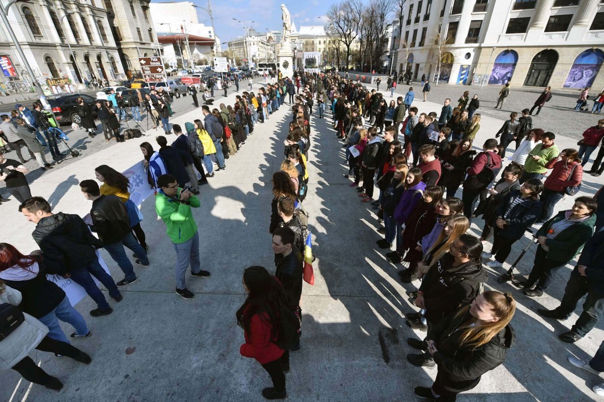 Studenţii solicită burse mai mari şi gratuitate la biblioteci 162281