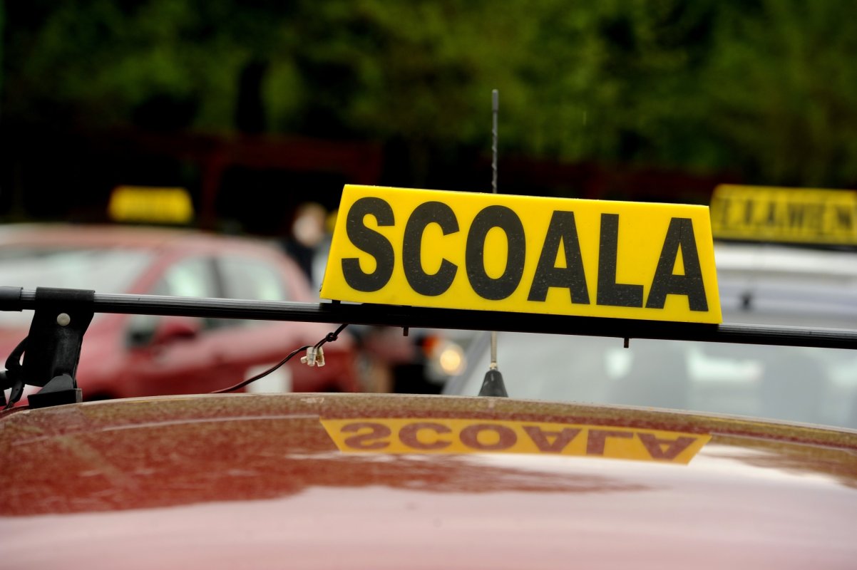 Școala de șoferi gratuită pentru tineri defavorizați 162348