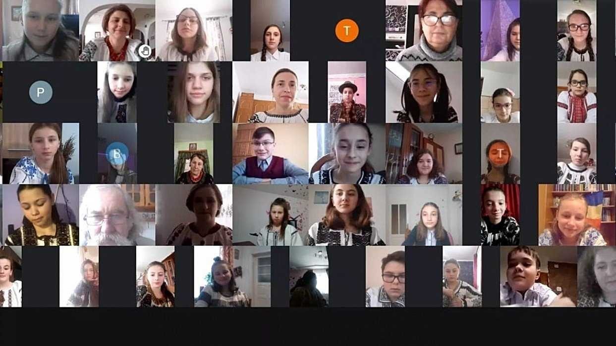 Peste 5.000 de copii și tineri au participat la Ora de „Sus inima!” 162386