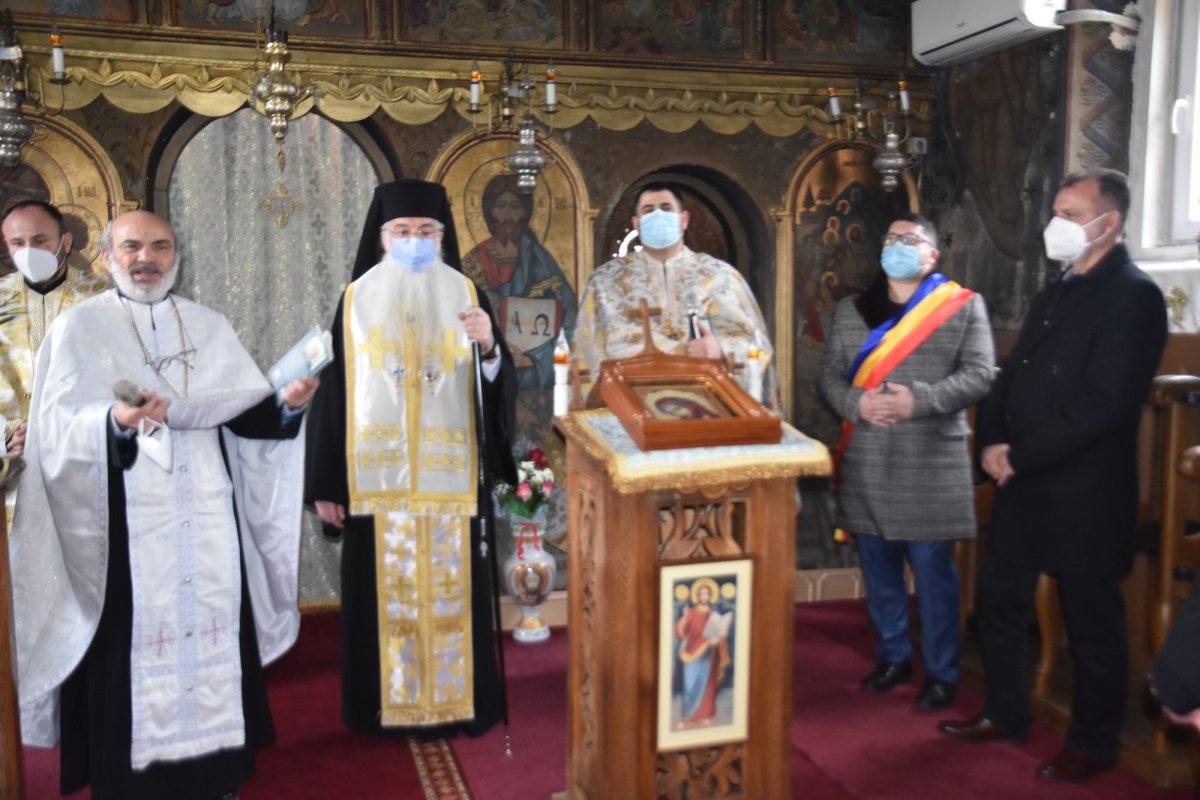 Duminica a 31-a după Rusalii în eparhii din Oltenia  162565