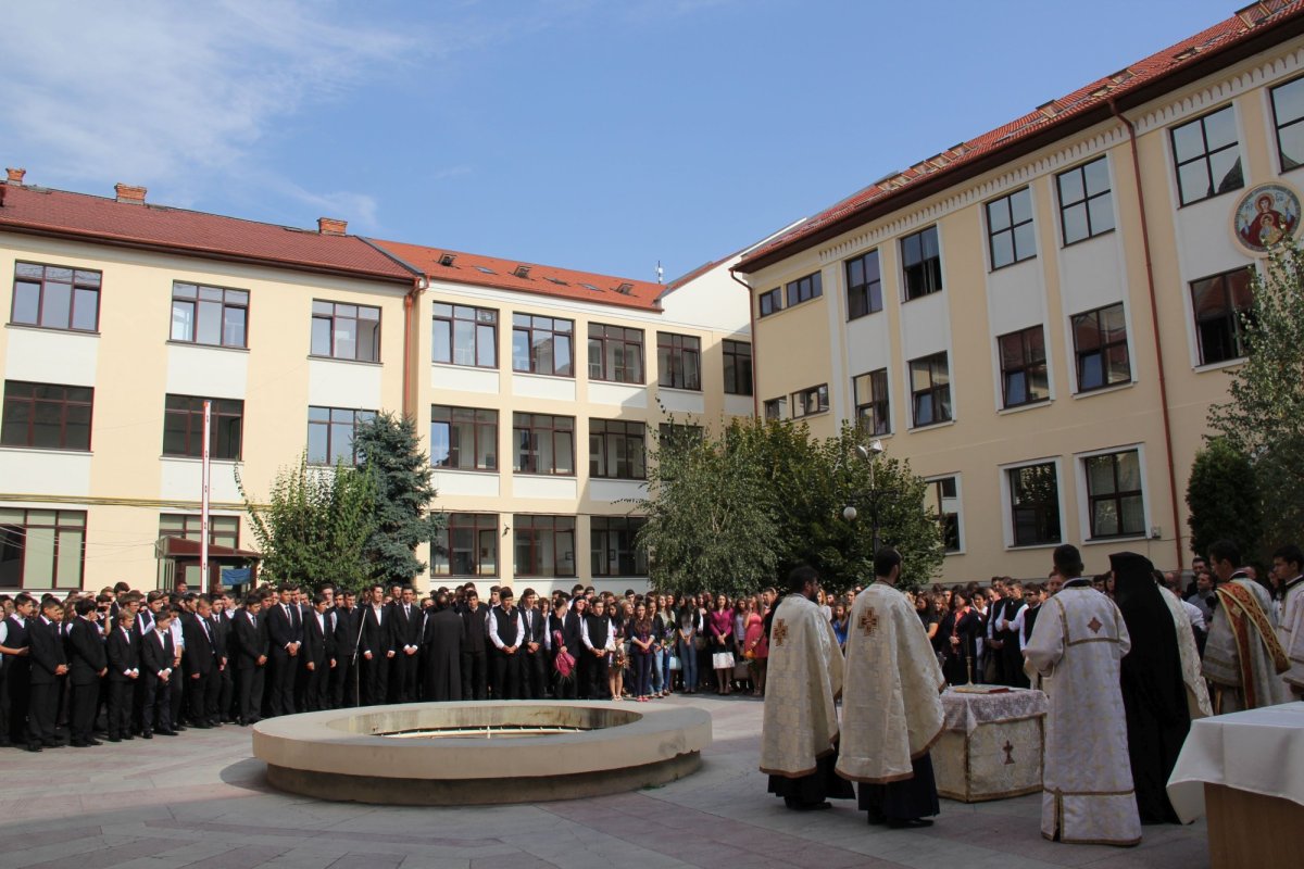 Seminarul Teologic în perioada pandemiei, provocări şi oportunităţi 162784