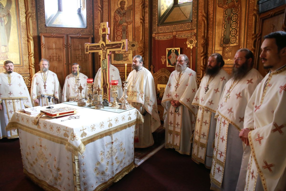 Mănăstirea ieșeană „Sfinții Trei Ierarhi” și-a sărbătorit hramul 162967