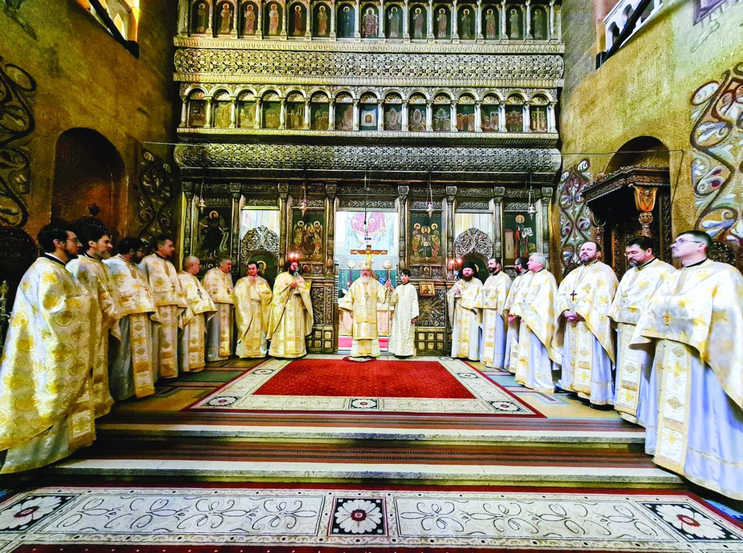 Sărbătoarea şcolilor teologice la catedrala din Cluj-Napoca 162948