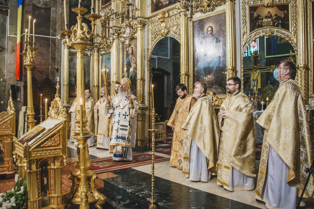 „Treimea de arhierei”, cinstită la Facultatea de Teologie Ortodoxă din Iași 162962