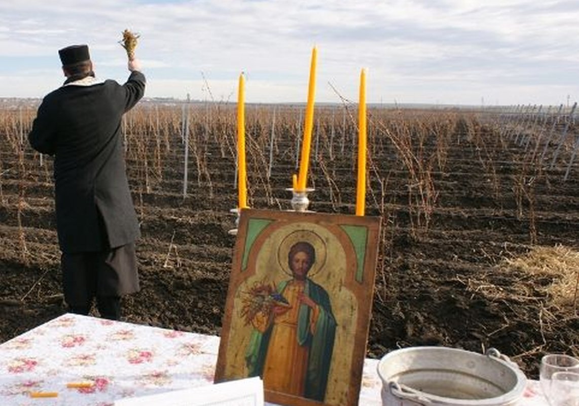 Zi de binecuvântare  şi rugăciune spre  roade la bună vreme 162975