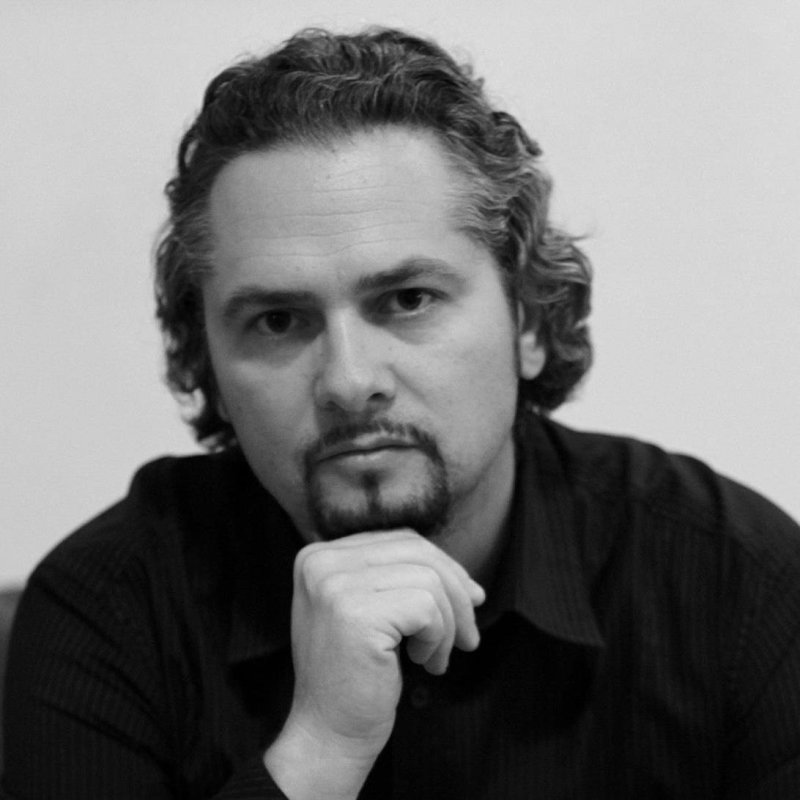 „Suntem rodul a ceea ce admirăm” 163171