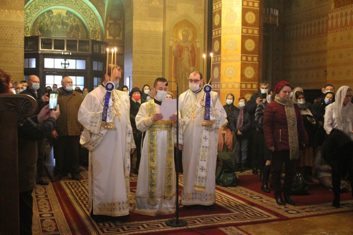 Praznicul Întâmpinării Domnului la Catedrala din Craiova 163262