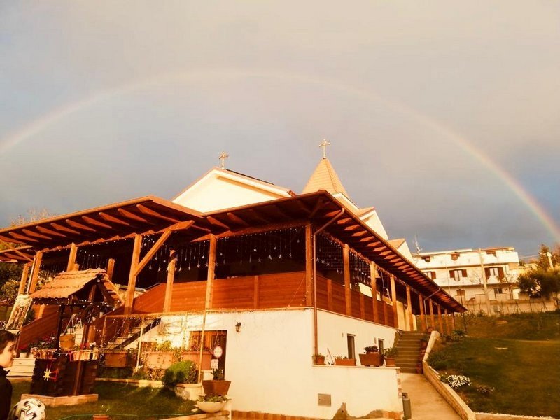 Slujiri misionare în comunităţile româneşti din SUA și Europa 163331