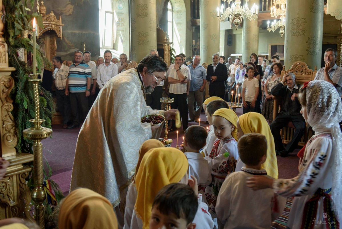 „O datorie față de istorie” 163228