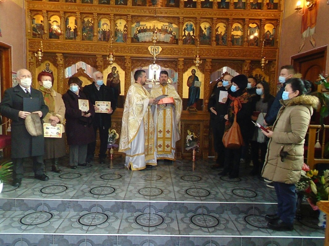 Premii pentru credincioşi din parohia clujeană „Naşterea Domnului” 163406