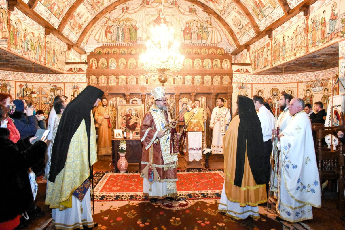 Duminica a 16-a după Rusalii la Mănăstirea „Sfântul Ioan Rusul” 163543