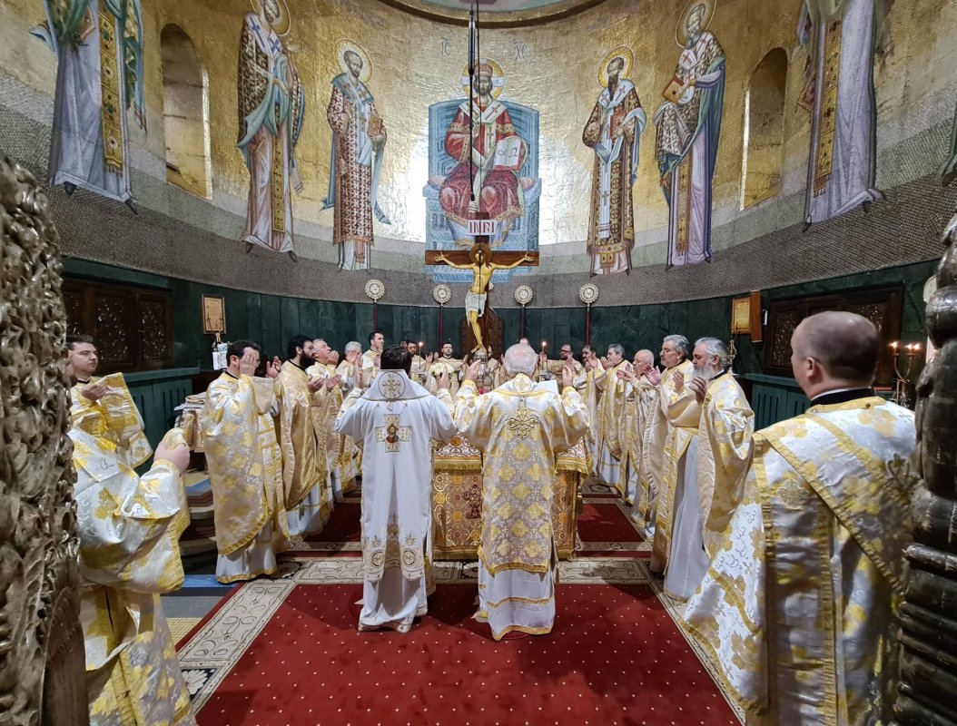 Episcopul Nicolae Ivan și Mitropolitul Bartolomeu Anania, pomeniți la Cluj-Napoca 163506