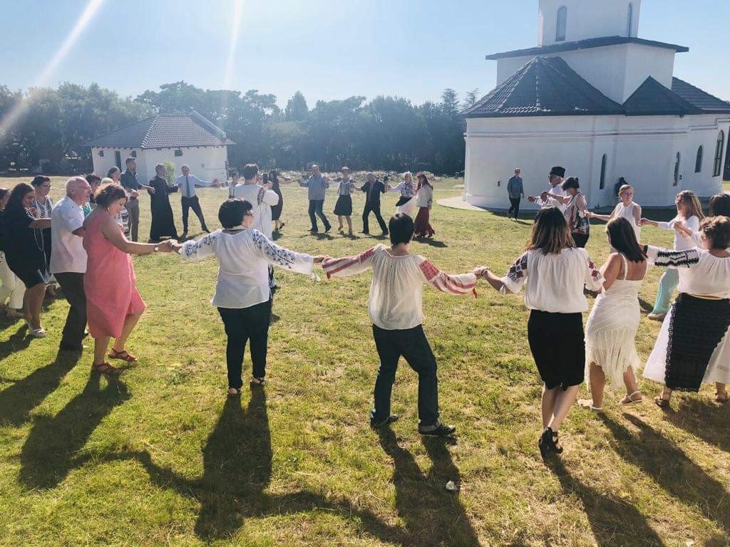 Românii ocrotiţi de Sfântul Andrei în Africa de Sud 163514