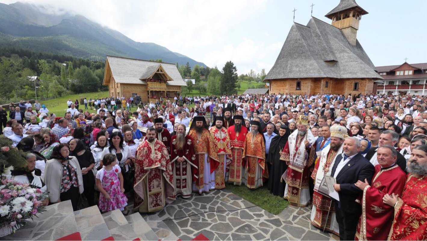 Spiritualitate și dăruire la Mănăstirea Pietroasa-Borșa 163390
