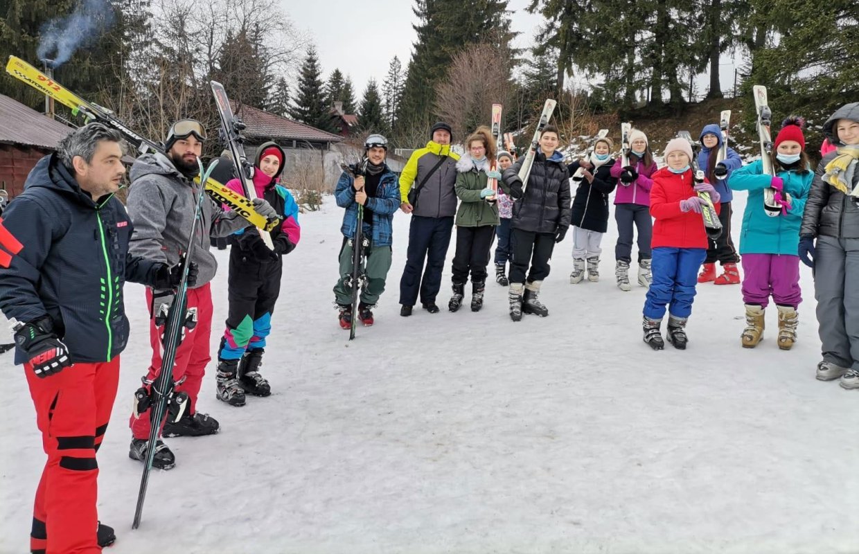Momente de bucurie  pentru 20 de copii din Parohia Hurdugi, Vaslui 163703