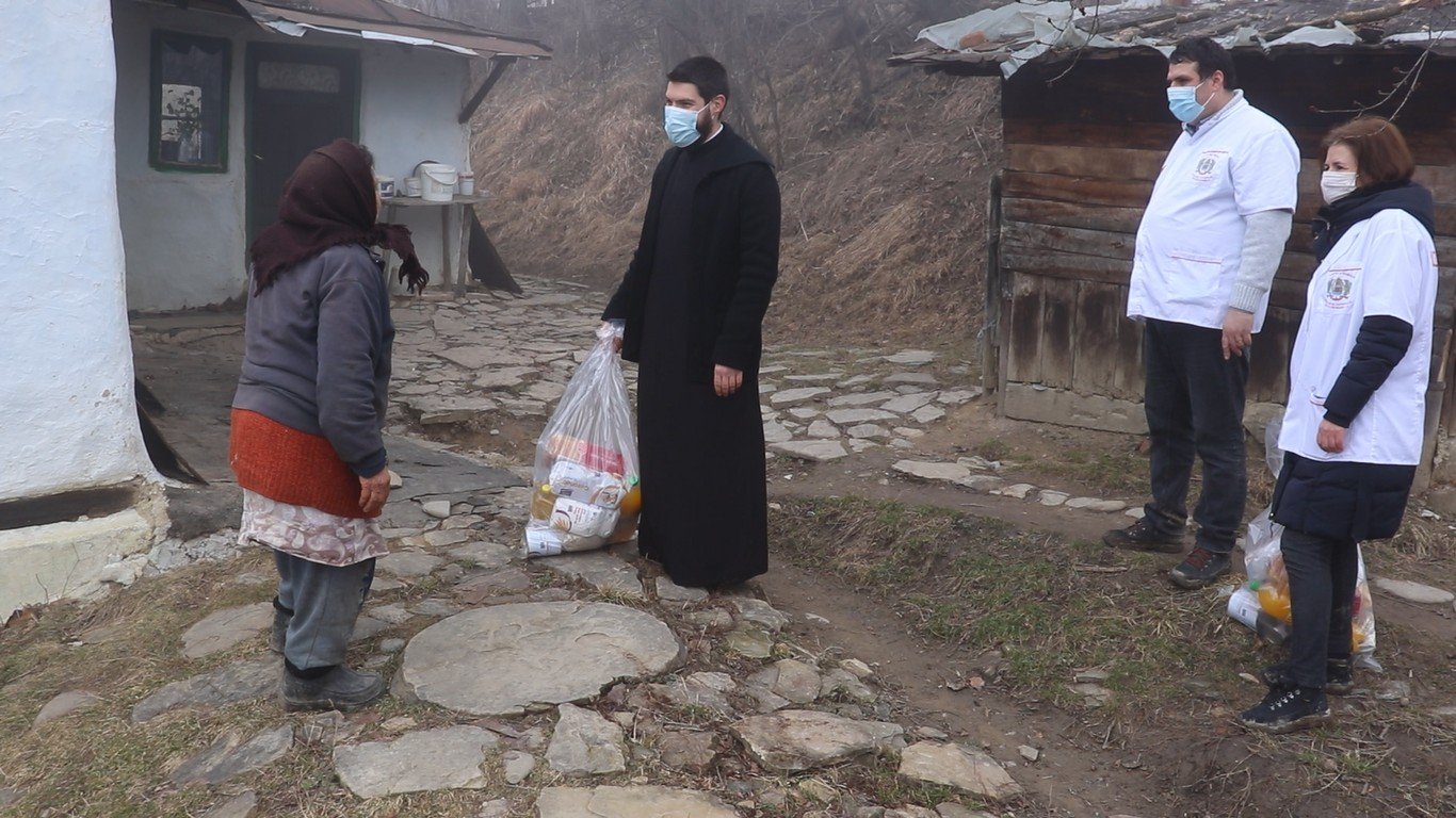 Ajutor pentru 24 de familii cu posibilități materiale reduse 163765