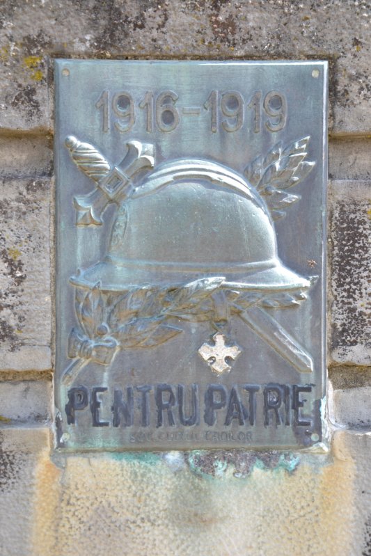 Cimitirele ostășești din Moldova, o reverență  în memoria eroilor 163847