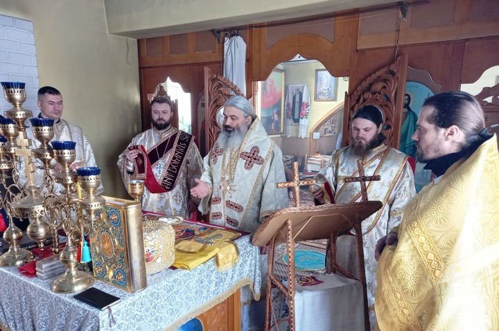 Slujire arhierească în Corlăteni, Republica Moldova 163917