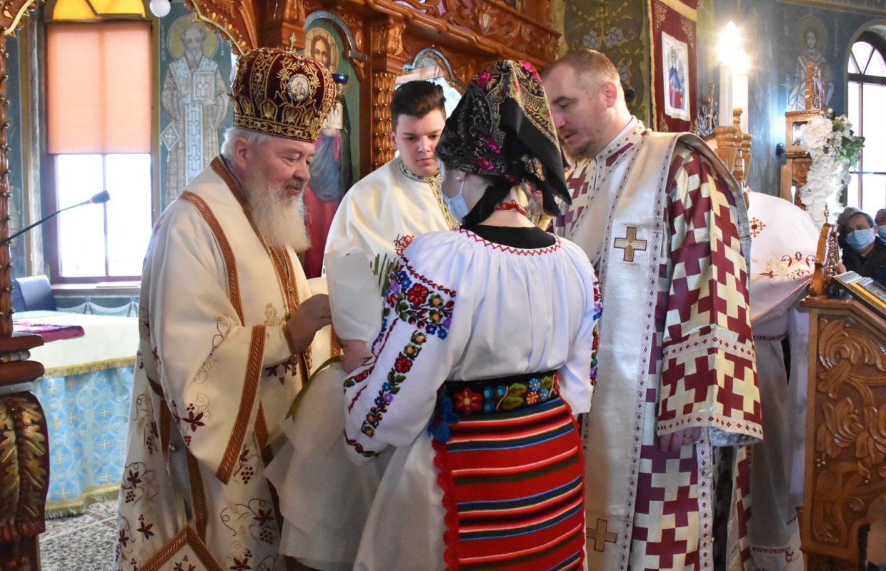 Binecuvântare în Parohia Câmpia Turzii III 163971