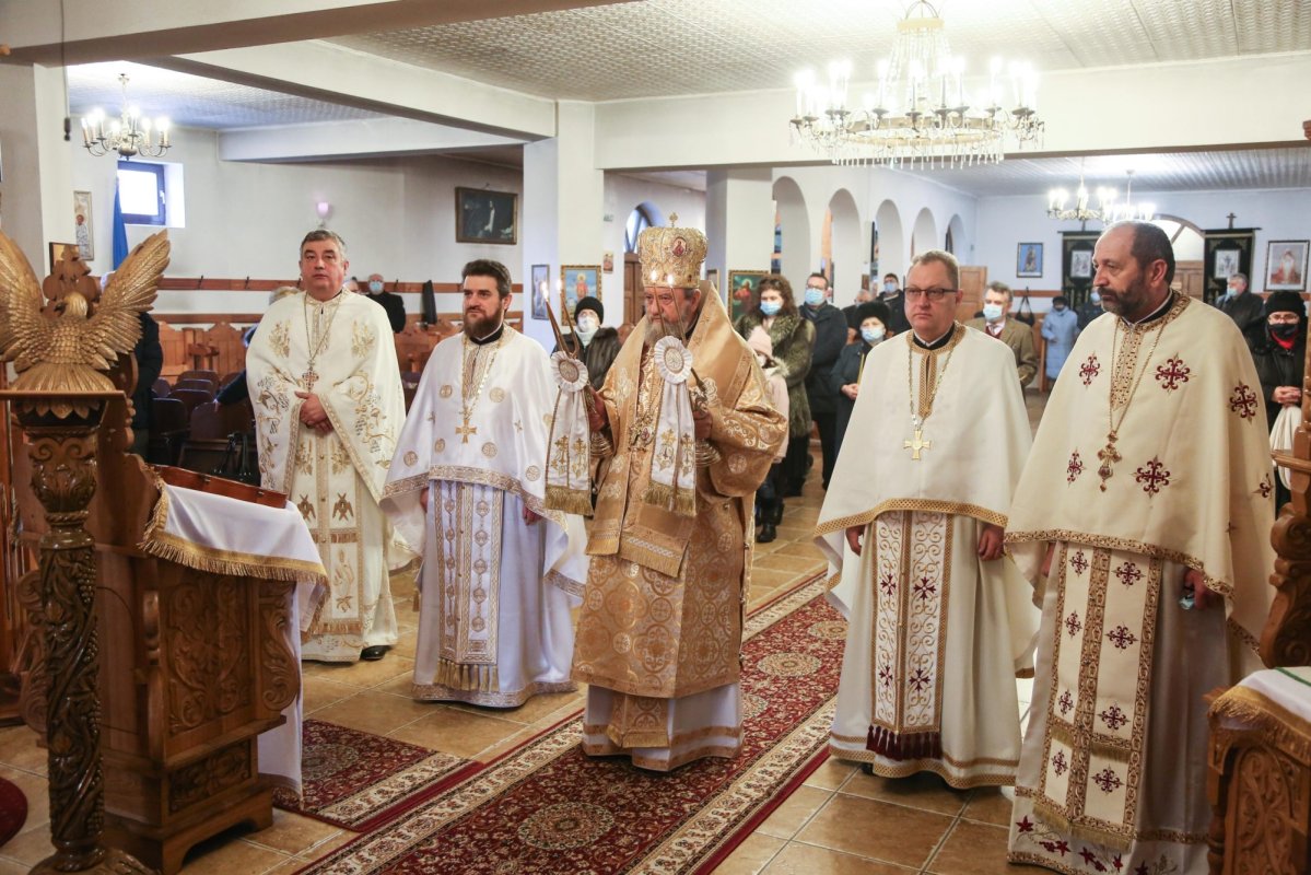 „Credinţa adevărată este a-L iubi pe Dumnezeu şi a împlini poruncile Lui” 163965