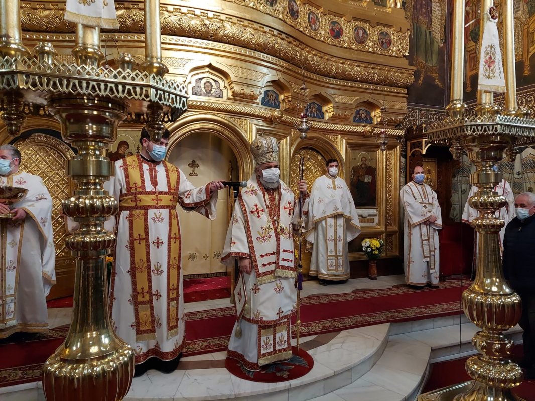 Slujiri arhierești în eparhii din Muntenia și Dobrogea 163985