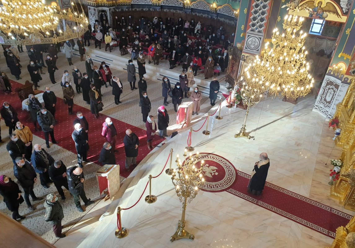 Cuvânt de învățătură al Arhiepiscopului Aradului la catedrala eparhială 164061