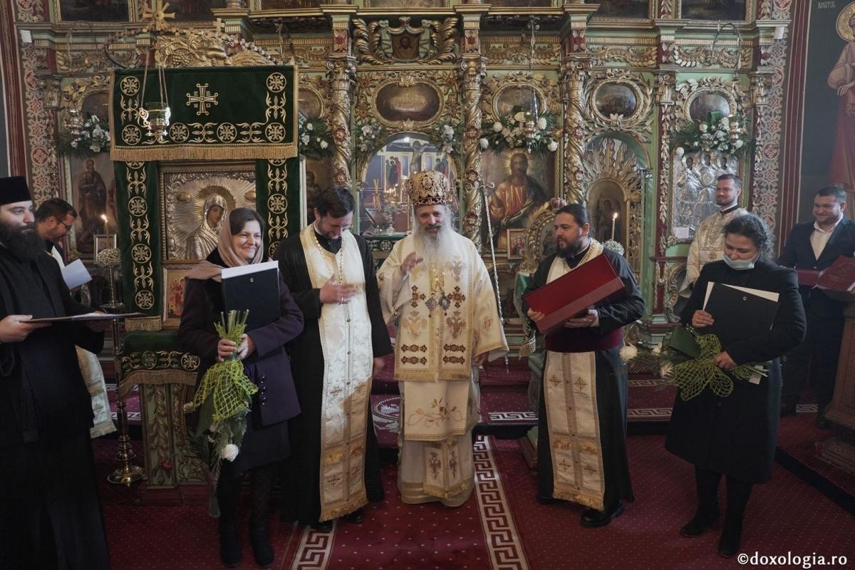 Slujire arhierească la Parohia Roșca din Iași 164109