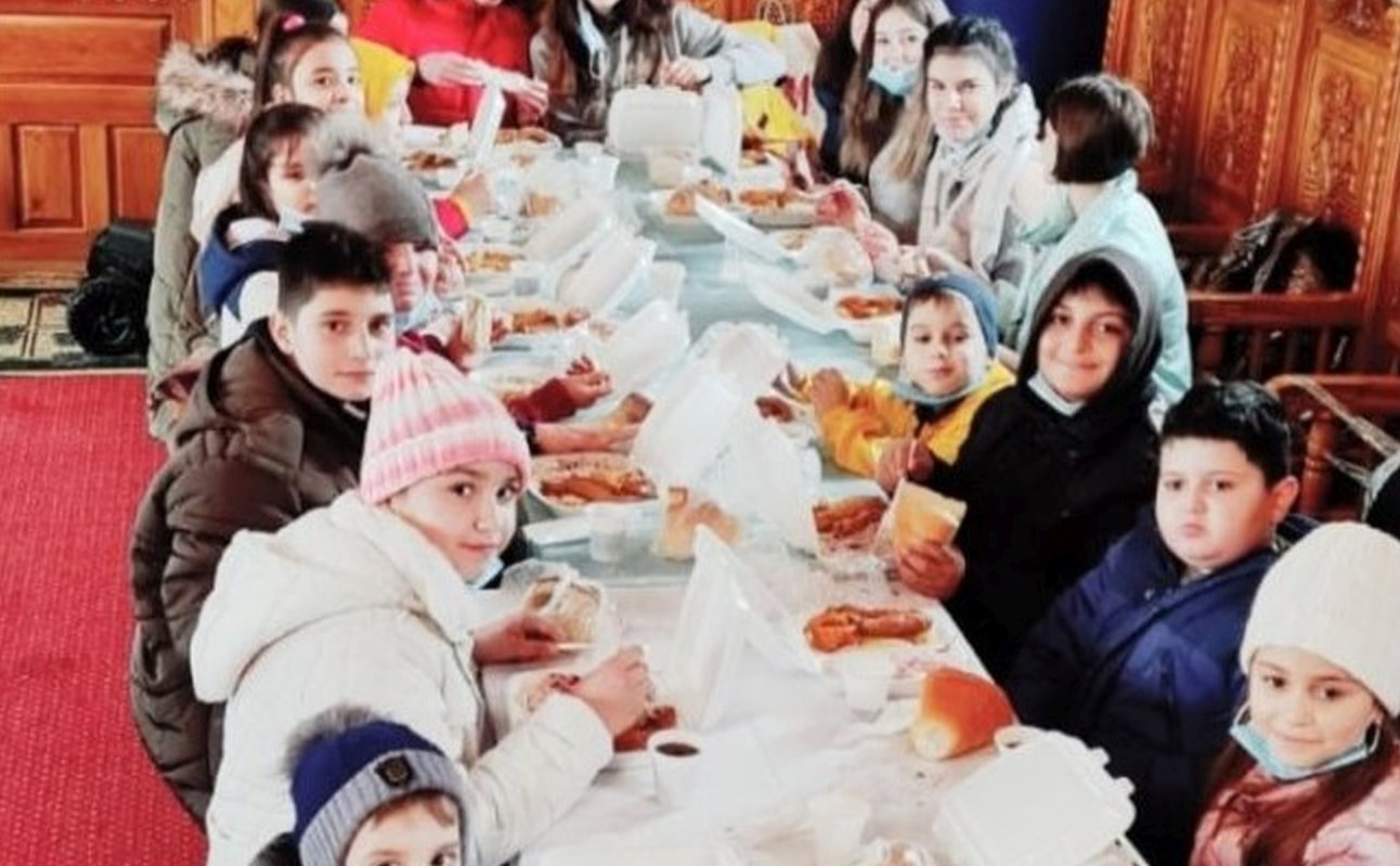 Revista presei 164743