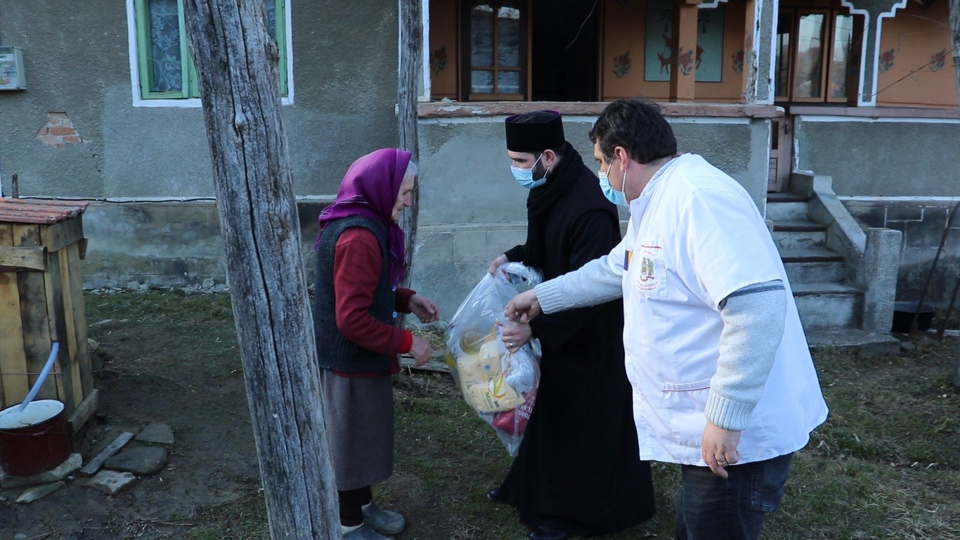 Sprijin pentru 25 de familii defavorizate din Slănic și Vărbilău 164713