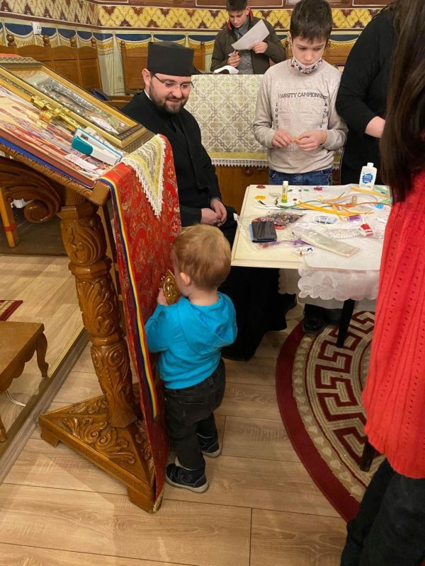 Atelierul de creație „Dar pentru mama” în Parohia Delenii 164798