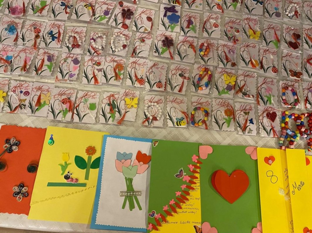 Atelierul de creație „Dar pentru mama” în Parohia Delenii 164800