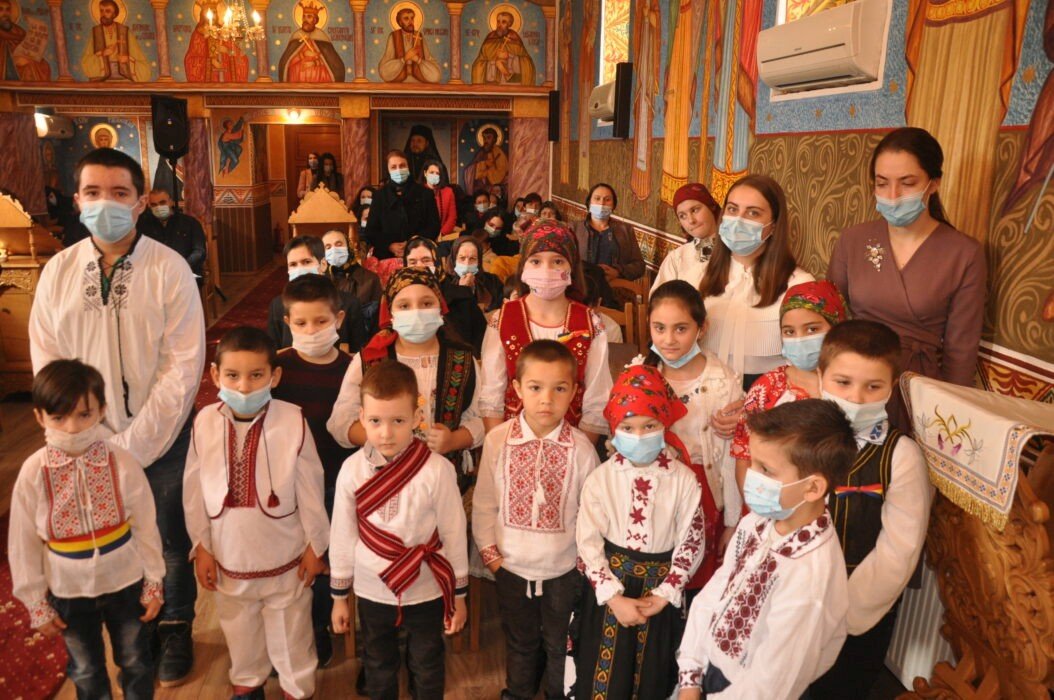 Slujire la Hurez, Sălaj 164954