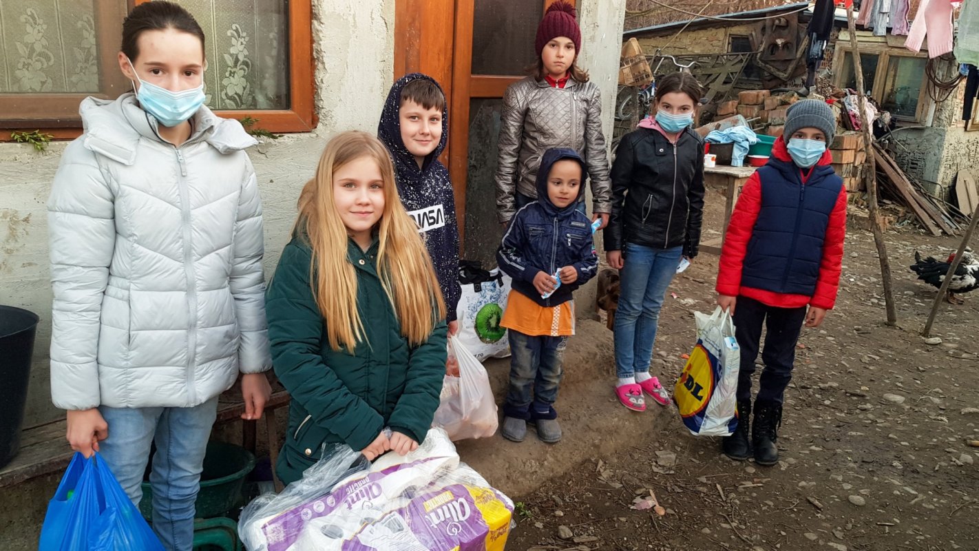 Copiii din Vrancea, implicați în concursul „Biserica - familia românilor de pretutindeni” 165054