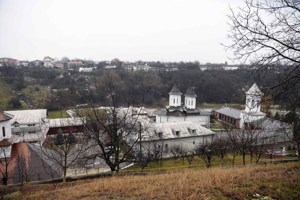 Duhovnicul plecat la cer să pregătească înveșnicirea ucenicilor 165008