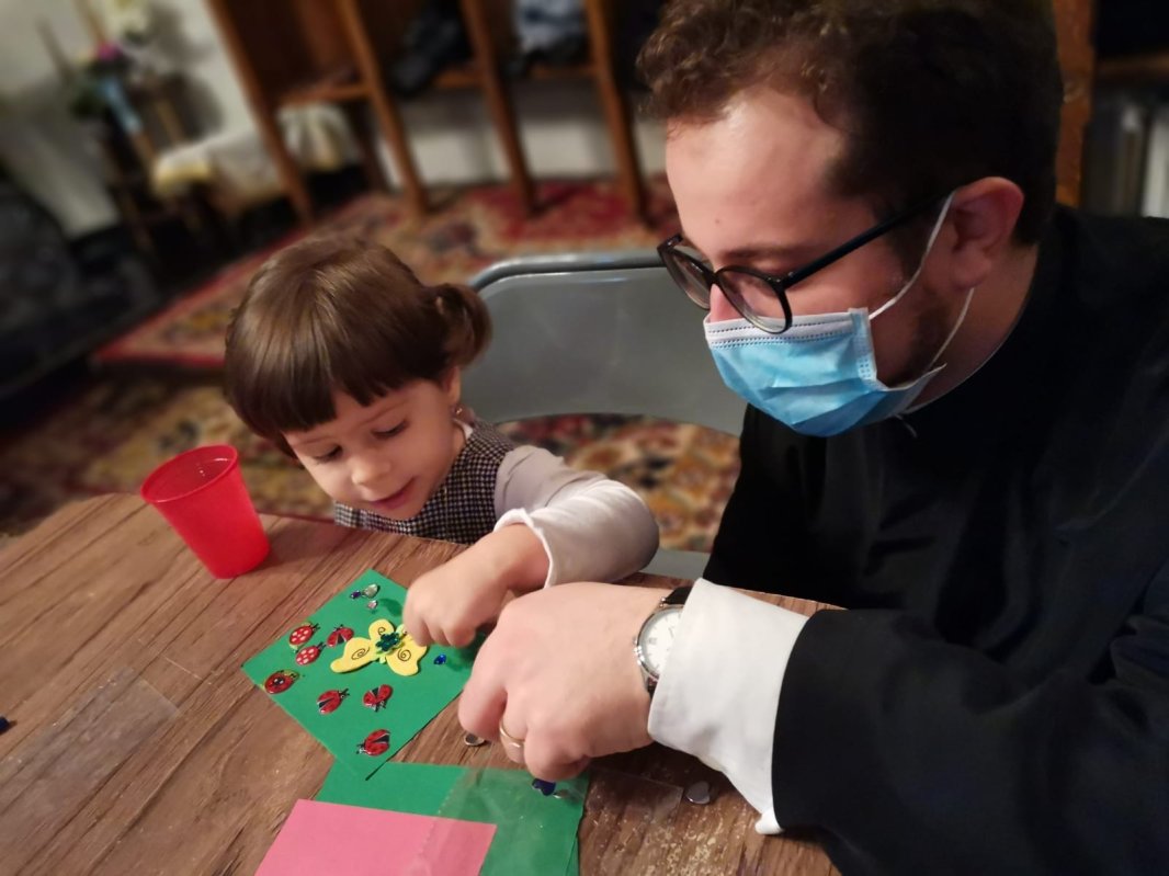 Atelier de mărţişoare la Parohia Izvoarele din județul Prahova 165222