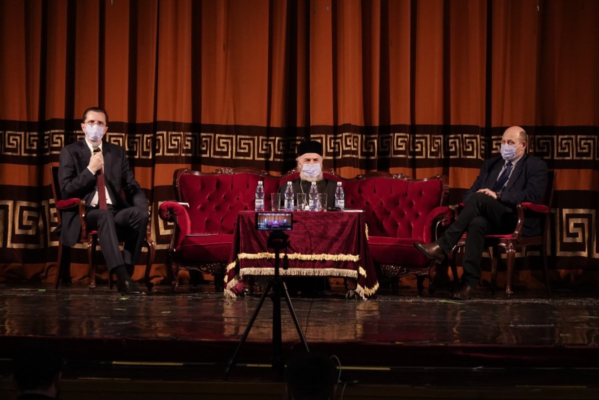 Conferință și lansare de carte la Galați 165361