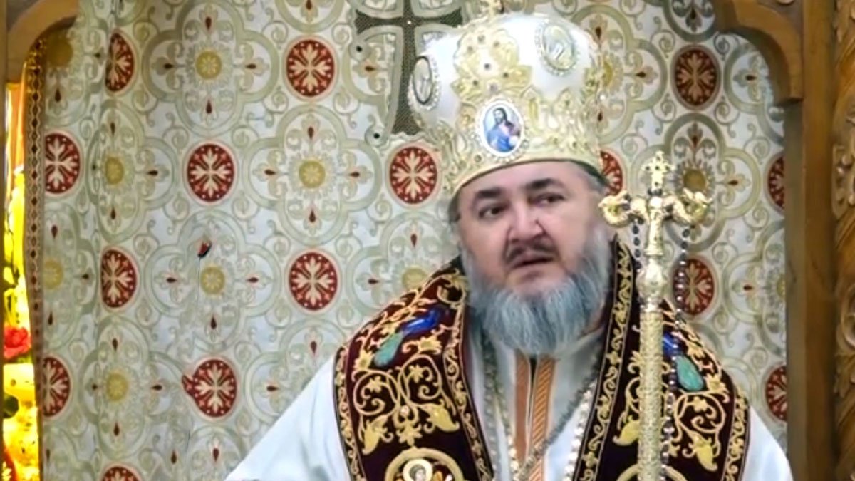 Slujiri şi binecuvântări arhiereşti în Duminica Înfricoşătoarei Judecăţi 165397