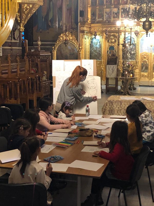 Proiectul „Culorile Bucuriei”, la Parohia Dorobanți din Capitală 165545