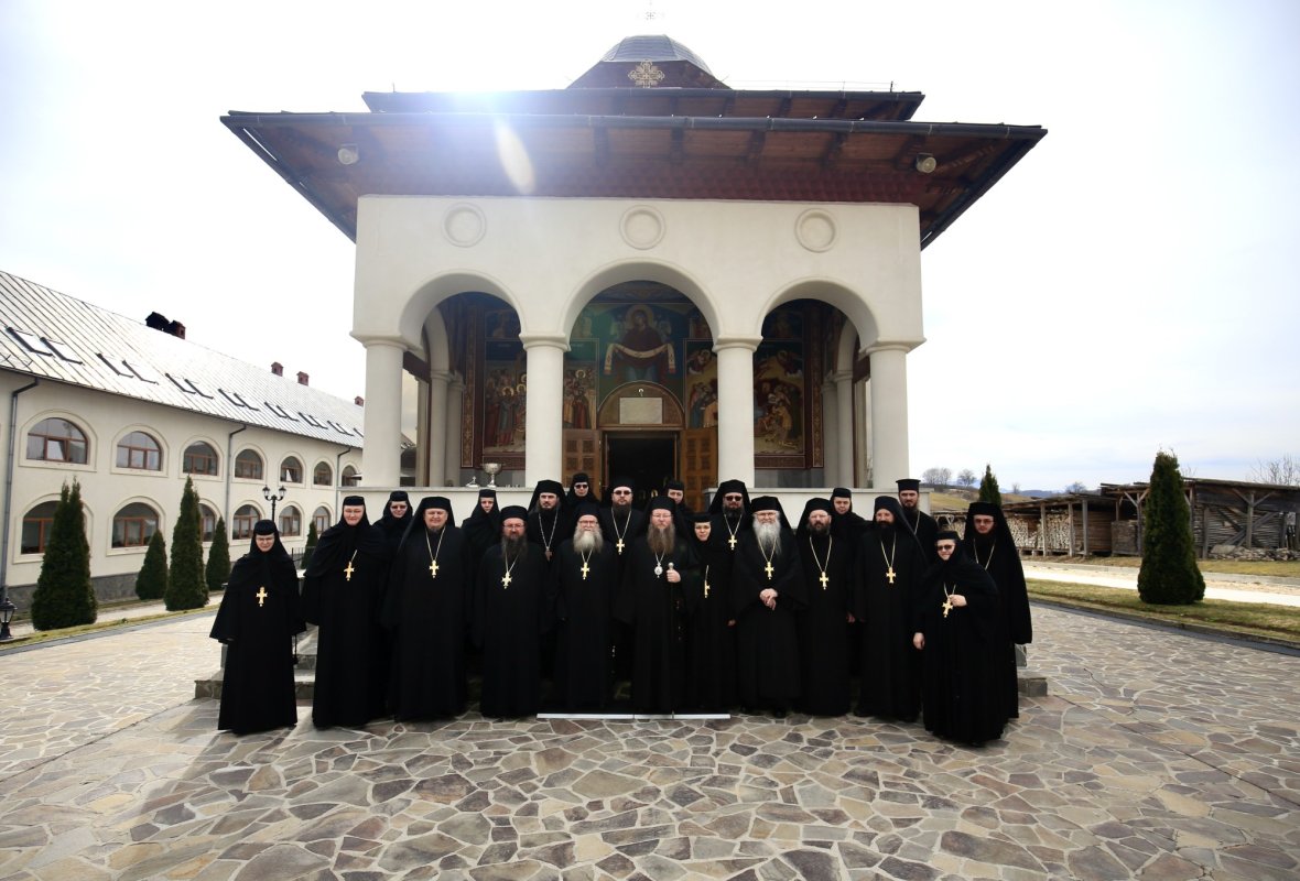 Sinaxă monahală în Episcopia Covasnei și Harghitei 165653