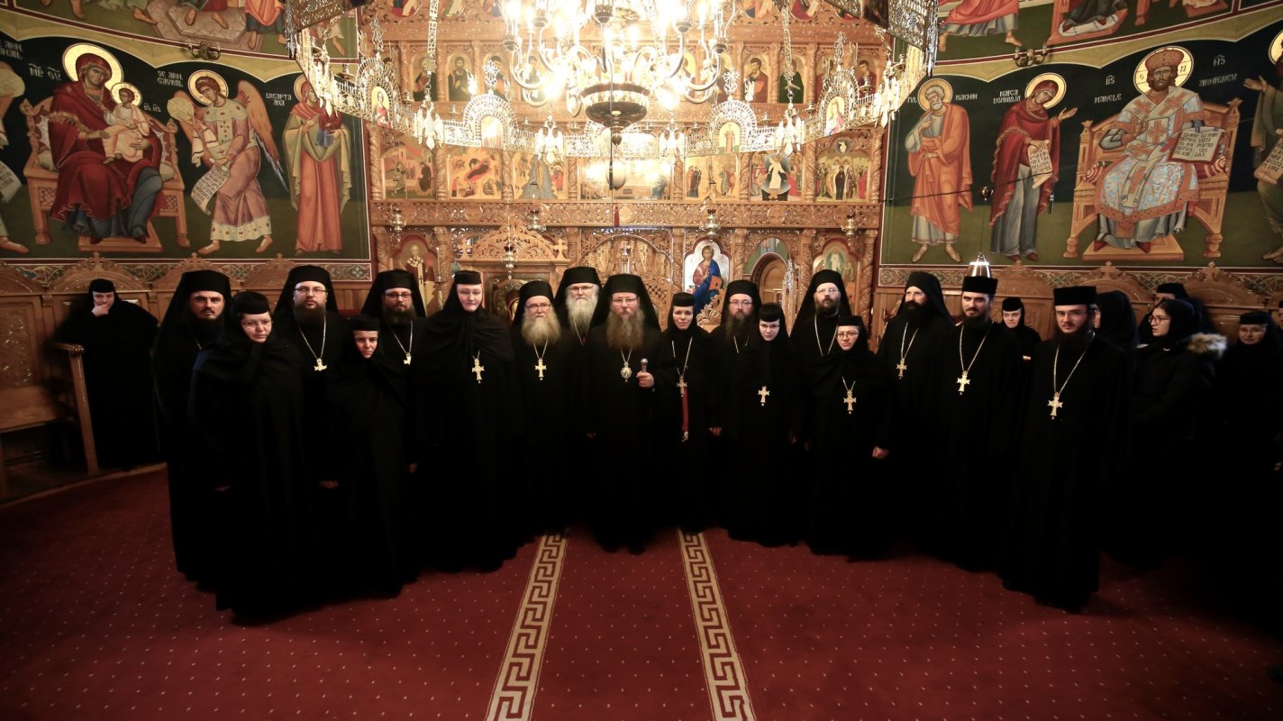 Sinaxă monahală în Episcopia Covasnei și Harghitei 165654