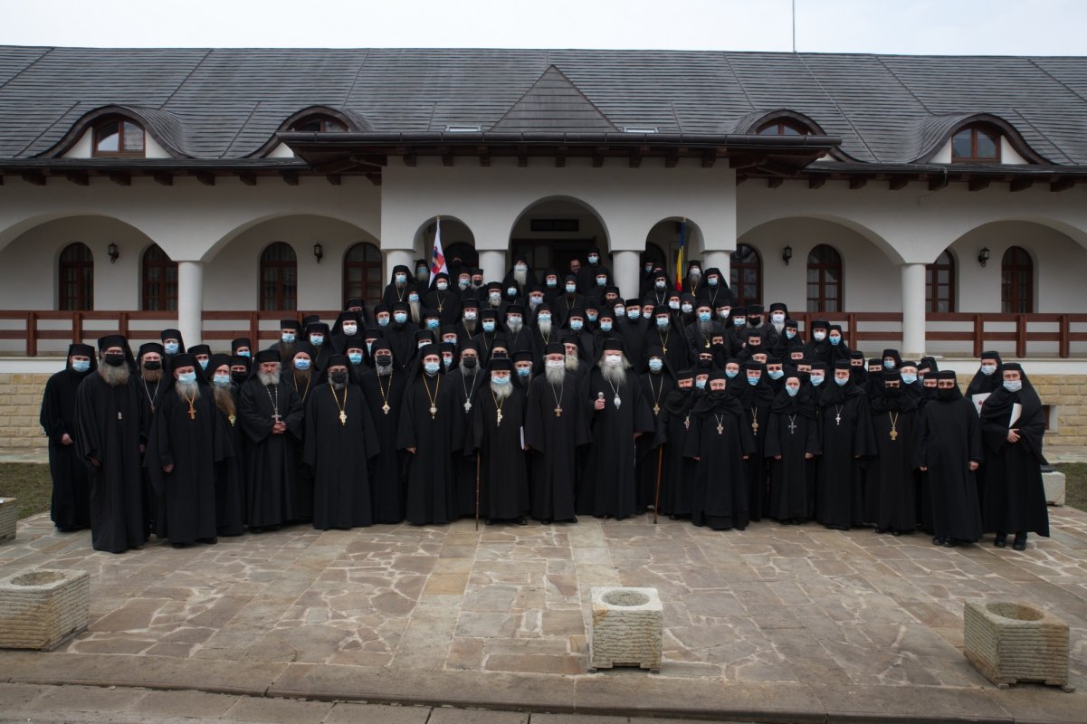 Sinaxa duhovnicilor, stareților și starețelor din Arhiepiscopia Sucevei și Rădăuților 165784