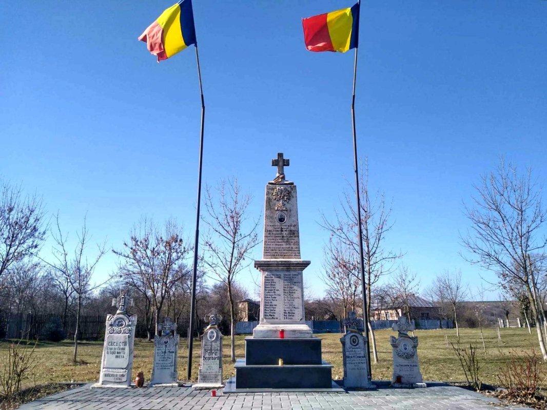 Istoria acestui neam  e scrisă pe crucile cimitirelor noastre 165820