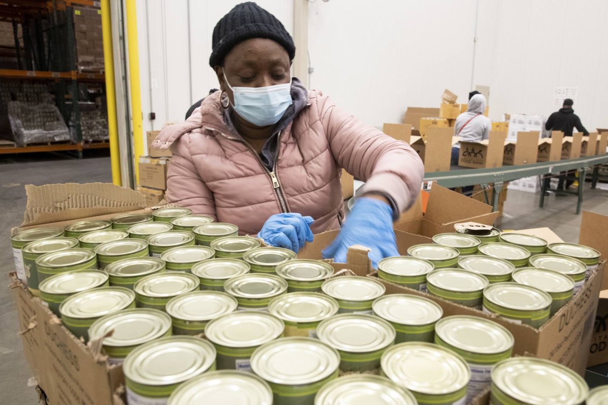 Cecuri și ajutoare de 1.900 de miliarde de dolari 165961