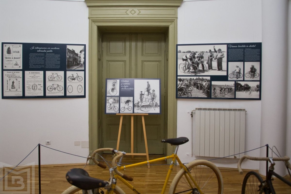 Cu bicicleta prin alte timpuri 166090