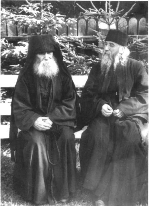 Aduceri aminte la centenarul naşterii Mitropolitului Bartolomeu Anania 166197