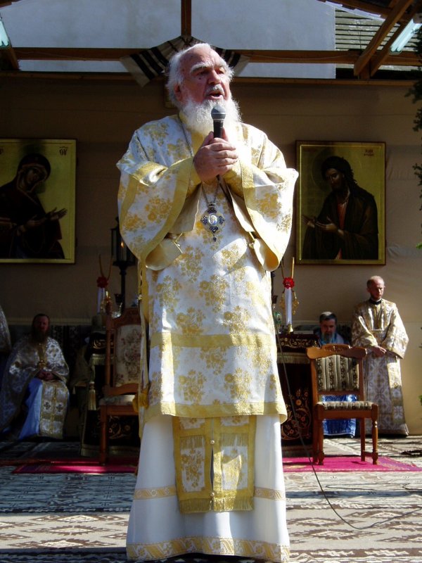 Aduceri aminte la centenarul naşterii Mitropolitului Bartolomeu Anania 166199