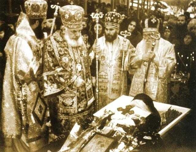 Aduceri aminte la centenarul naşterii Mitropolitului Bartolomeu Anania 166200