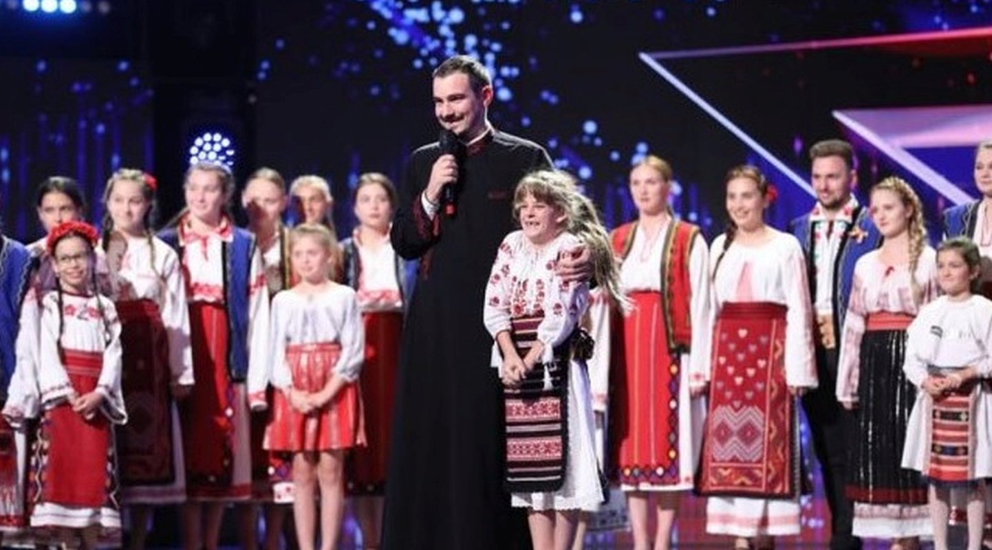 Revista presei 166296